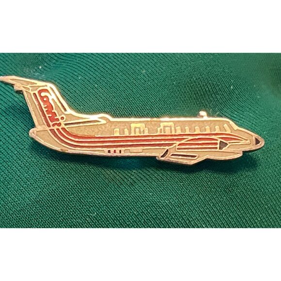 Vintage Comair Airplane Lapel Pin With Red & Gold Design - Aviation Collectible - Picture 2 of 4
